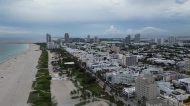 Miami 'de okyanus yolculuğu, hava manzarası. Miami Beach, Florida 'daki Miami Beach manzaralı.