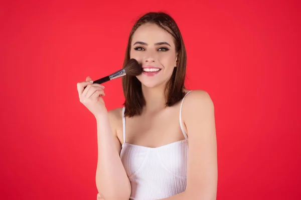 Beautiful Woman Applying Make Powder Cheek Cosmetic Powder Brush Perfect — Foto Stock