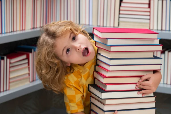 Écolier Qui Fait Ses Devoirs Bibliothèque École Enfant Étudiant Littérature — Photo