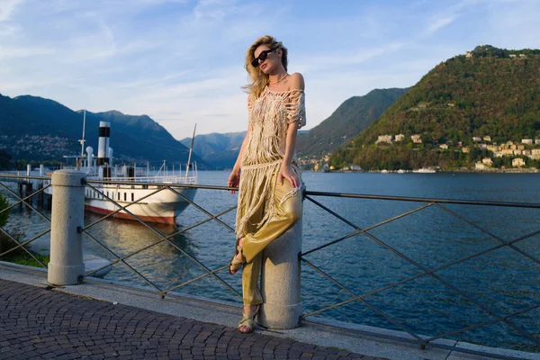 Fashion Young Woman Stylish Dress Walking Como Lake Italy Woman — Stock Photo, Image