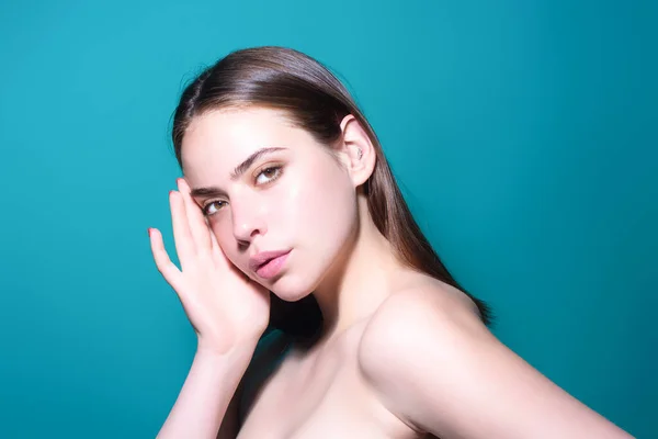 Beautiful Woman Clean Fresh Skin Studio Background Face Care Facial — ストック写真