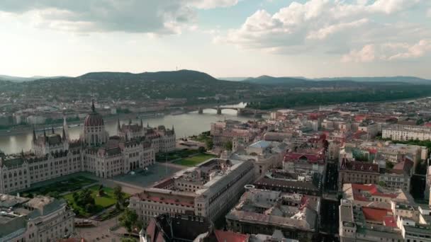 ハンガリーのブダペストの空中写真 — ストック動画