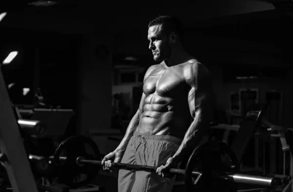 Muskulöser Mann Der Fitnessstudio Übungen Macht Starker Mann Mit Nacktem — Stockfoto