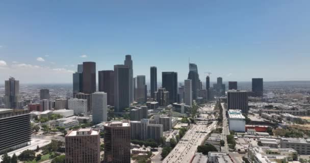 Беспилотник Центре Лос Анджелеса Небоскребы Городской Пейзаж Современные Офисные Здания — стоковое видео