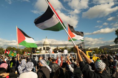 Washington DC, ABD - 21 Ekim 2023: Hamas İsrail ve Filistin arasında. İsrail Hamas Filistin. Filistin yanlısı, İsrail karşıtı protestocular. İsrail ve Hamas Gazze Şeridi 'nde. Washington DC grevi