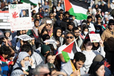 Washington DC, ABD - 21 Ekim 2023: Filistin yanlısı, İsrail karşıtı protestocular. İsrail ve Hamas Gazze Şeridi 'nde. İsrail ve Filistin arasındaki savaş. Gazze savaşı. Hamas, Tsahal ve Hasbullah savaşı