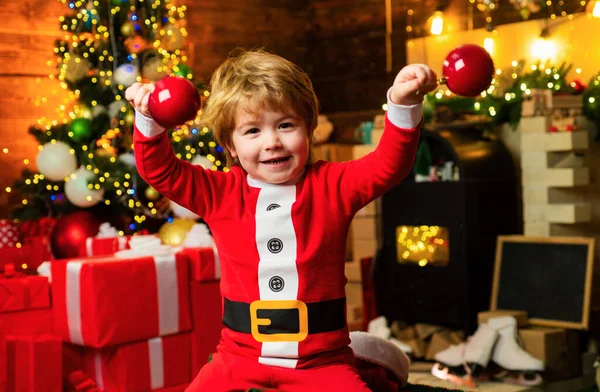 Check Contents Christmas Stocking Joy Happiness Childhood Moments Kid Boy — Stock Photo, Image