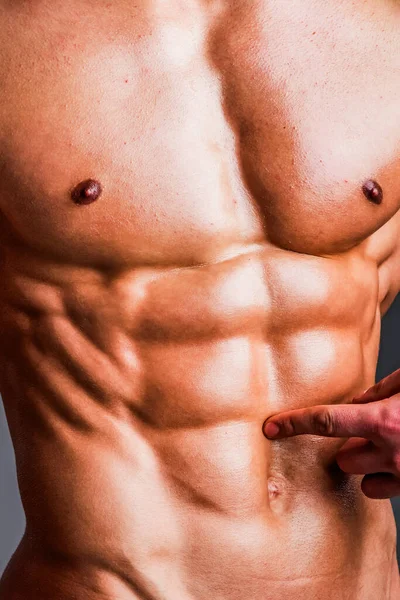 Mannen Som Visar Muskulösa Sex Pack Abs Sex Magmuskler Passar — Stockfoto
