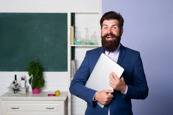 Portrait Funny Teacher Classroom Handsome Bearded Man Blackboard Classroom Amazed — Stock Photo, Image