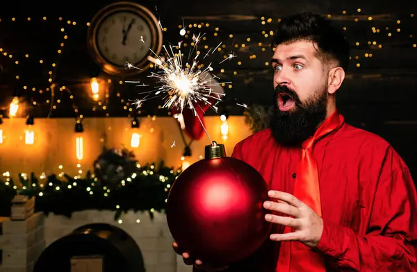 Przygotowanie Świąteczne Szczęśliwego Świętego Mikołaja Wybuch Iskry Wyprzedaż Zabawny Mikołaj — Zdjęcie stockowe