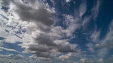 Blue Sky 'ın Zaman Çizelgesi. Bulutlar Zamanaşımı. Beyaz Bulutlar Zaman Ayarı. Kümülüs Bulutu zaman aşımı. Mavi Gökyüzü Zaman Çizelgesi
