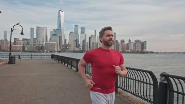 Medelålders Löpare New York City 40S Löpare Kör Utbildning Nära — Stockvideo
