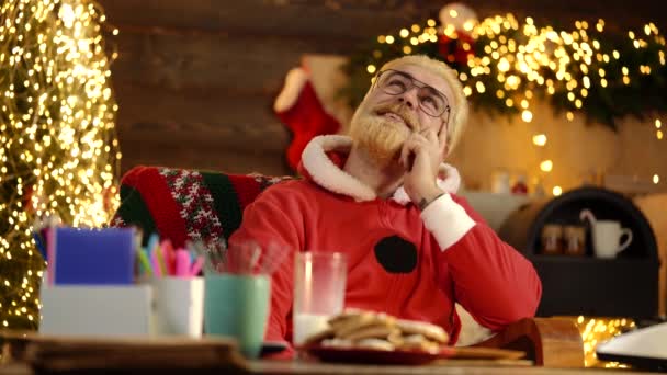 Portrét Santa Clause Dárky Doma Vánočního Stromečku Nový Rok Dovolené — Stock video