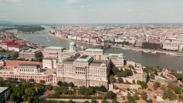 Budapeşte Buda Kalesi Kraliyet Sarayı Budapeşte Macaristan Budapeşte Binasının Hava — Stok video