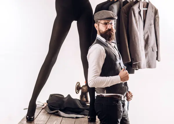 Mannelijke Naaister Couture Doe Het Zelf Concept Baard Ouderwetse Kleermaker — Stockfoto