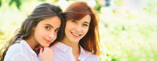 Spring Banner Women Girlfriends Outdoor Women Female Beauty People Friendship — Stockfoto