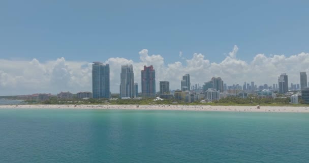 Flygfoto Över South Pointe Park Miami Beach Florida Usa Skyline — Stockvideo