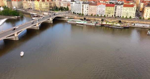 Praga Vista Aérea Cênica Praga Arquitetura Ponte Sobre Rio Vltava — Vídeo de Stock