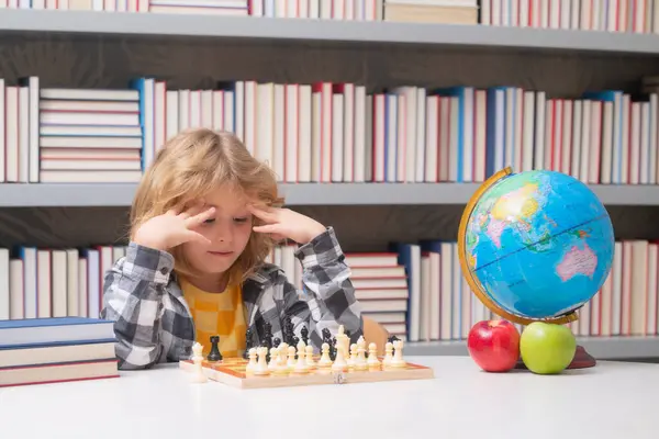 Clever Child Thinking Chess Portrait Clever Kid Chessboard — Stock Photo, Image
