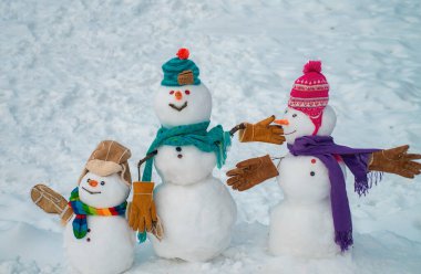 Yeni yıl tebrik kartı. Mutlu Noeller ve fotokopi çekimli yeni yıl tebrik kartı. Kardan Adam Mutlu Noeller ve Mutlu Noeller diliyor