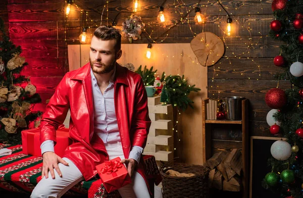 Sexy Hot Boy Wearing Red Christmas Jacket Holding Christmas Present — Stock Photo, Image