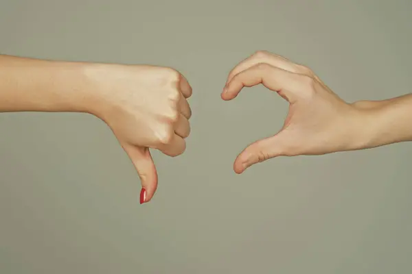 Vrouwelijke Mannelijke Handen Vorm Van Hart Handen Vorm Van Een — Stockfoto