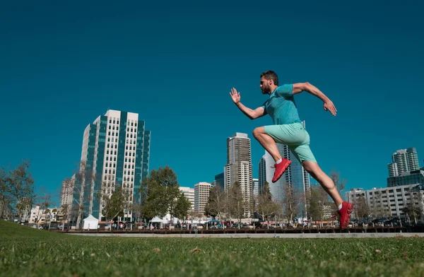 Full Length Healthy Man Running Sprinting Outdoors City Skyline Male — Stock Photo, Image