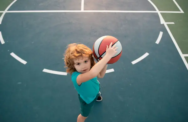 Cute Little Boy Holding Basket Ball Trying Make Score Sport — Stock Photo, Image