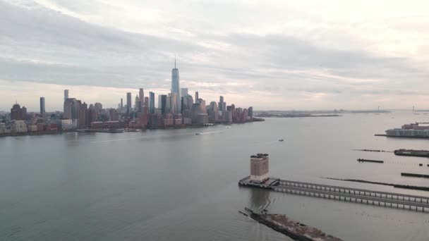 New York City Welthandelszentrum Manhattan Vom Hudson River Amerikanische Stadtlandschaft — Stockvideo