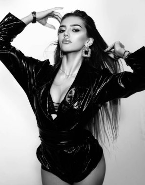 Baştan çıkarıcı, zarif genç bayan. Şehvetli kızın Vogue tarzı portresi. Seksi kadın poposu. Güzel ve seksi, erotik insanlar konsepti