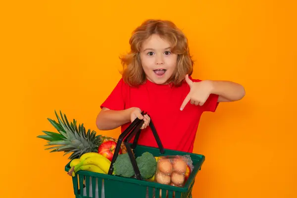 Дети Магазинов Ребёнок Покупает Продукты Супермаркете Продуктовый Магазин Супермаркет Продажа — стоковое фото