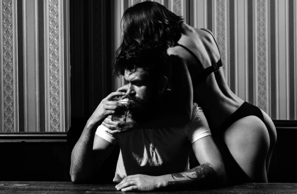 Couple Alcoholism Problem Drunk Man Arguing Family Conflict Wife Meet — Stock Photo, Image
