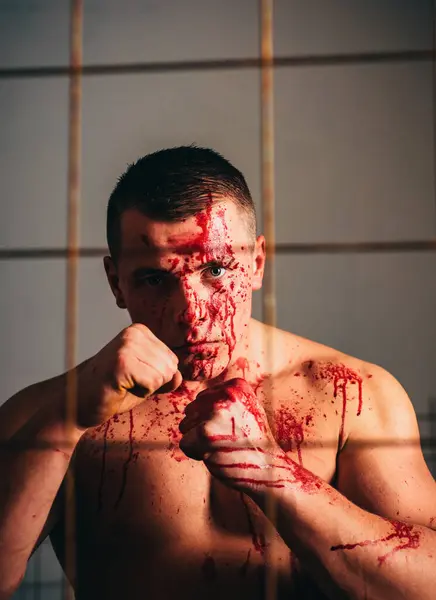 Bodybuilder Nude Torso Soiled Blood Prison Monster Psycho Mad Man — Stock Photo, Image