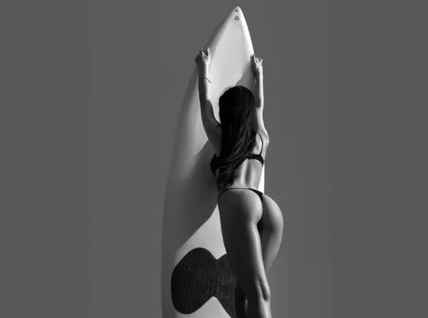 Bikini Woman Serf Board Summer Vacation Concept Sexy Ass Butt — Stok Foto