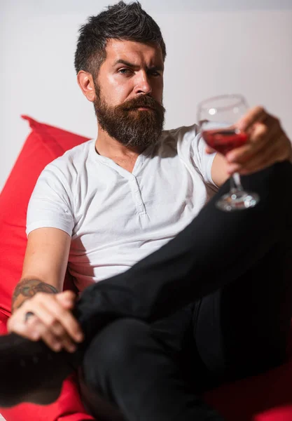 Depressed Man Drinking Alone Alcohol Addiction Bearded Man Glass Wine — Stock Photo, Image