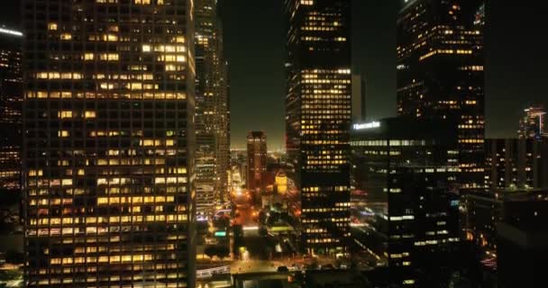 Живописный Вид Воздуха Город Центре Лос Анджелеса Сумерках Знаменитые Небоскребы — стоковое видео