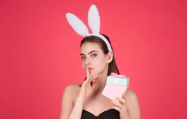 Retrato Una Linda Chica Sintiéndose Feliz Celebrando Pascua Use Orejas — Foto de Stock