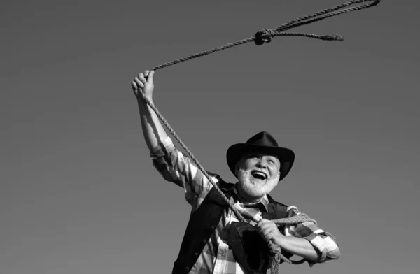 Viejo Vaquero Salvaje Del Oeste Con Cuerda Lazo Hombre Occidental — Foto de Stock