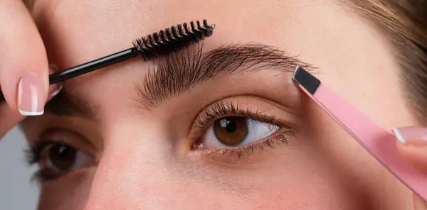 Woman Brow Beauty Procedures Care Brows Eyebrows Lamination Macro Close — Stock Photo, Image
