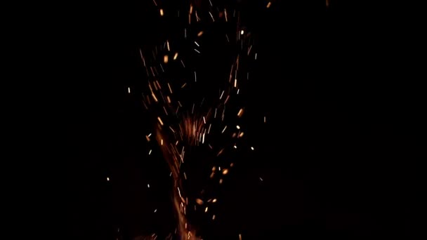火焰质感 燃烧的火焰 大火熊熊燃烧 火焰罩在背景上 火柴盒 烧炭生火 着火了 在黑色的火光上燃烧 — 图库视频影像