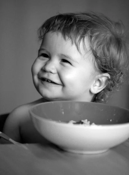 Portrait Cute Caucasian Child Kid Spoon Hungry Messy Baby Plate — Stock Photo, Image