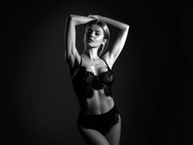 Seksi güzel kız, şehvetli genç kadın. Moda ve güzel kadın yüzü