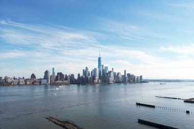 New York 'un gökdelenleri. Amerika 'ya git. New York, ABD. New York 'ta Manhattan manzarası. New York City, ABD şehir merkezi Manhattan finans bölgesi silüeti