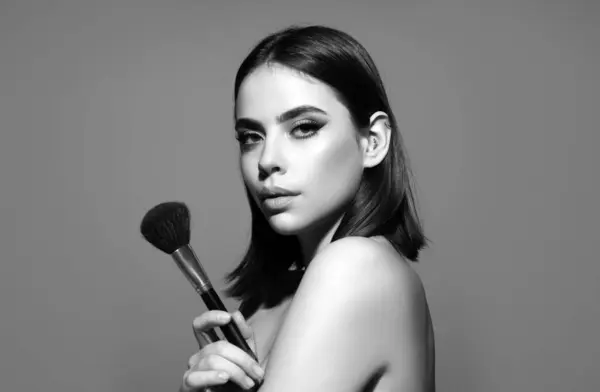 Sensuele Vrouwelijke Make Blusher Borstel Vrouw Cosmetica Product Concept Vrouwen — Stockfoto