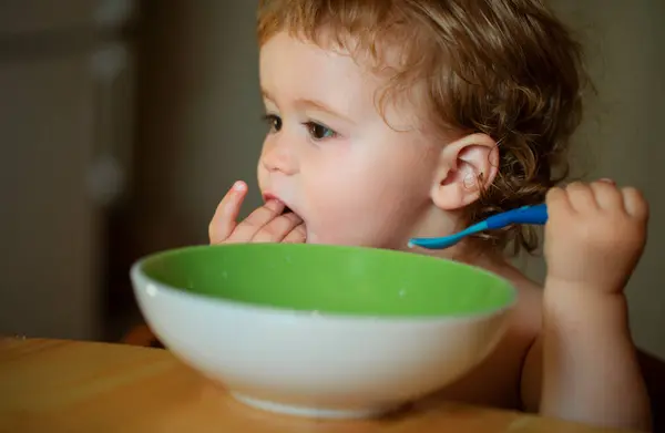 Funny Baby Eating Food Himself Spoon Kitchen — Stock Photo, Image