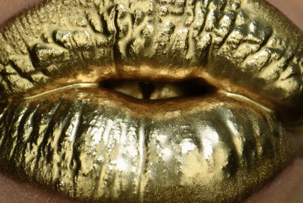 Labios Dorados Macro Boca Dorada Brillante Maquillaje Piel Oro — Foto de Stock