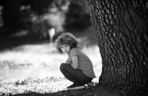 Lonely Child Outdoor Children Adaptation Kids Depression Problems Loneliness Child — Stock Photo, Image