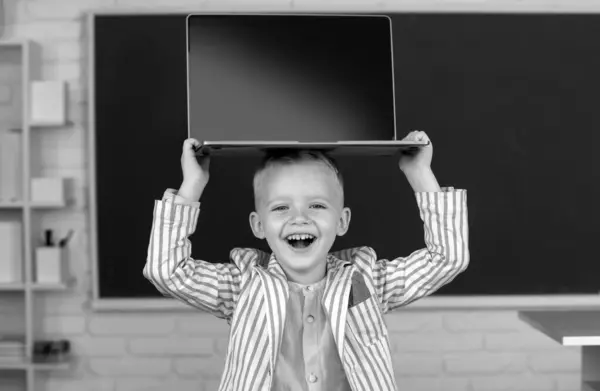 Happy School Boy Holding Laptop Head Studium Online Learning Use — Stock fotografie