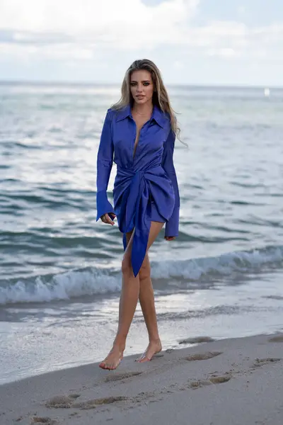 Mädchen Strand Des Meeres Porträt Eines Sexy Models Das Draußen — Stockfoto