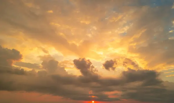 Fundo Nuvens Nascer Sol Nuvens Dramáticas Sunset Background Céu Com — Fotografia de Stock